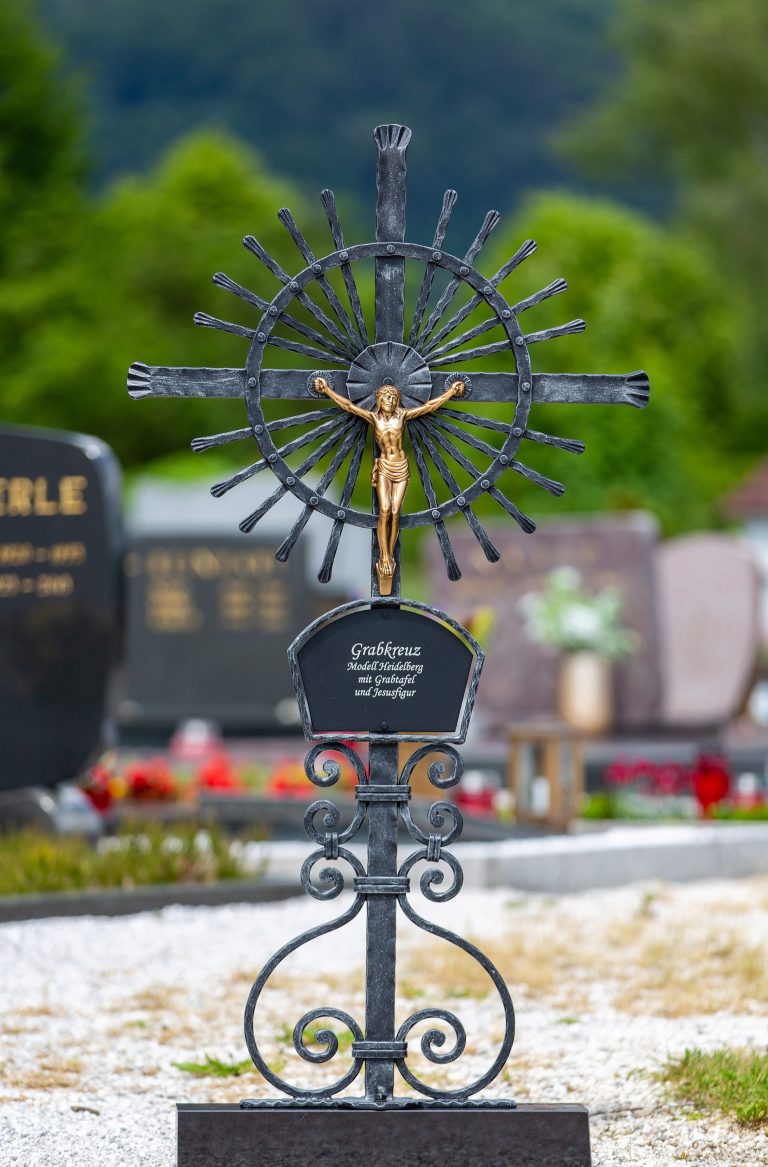 Cross with Jesus — Catholic